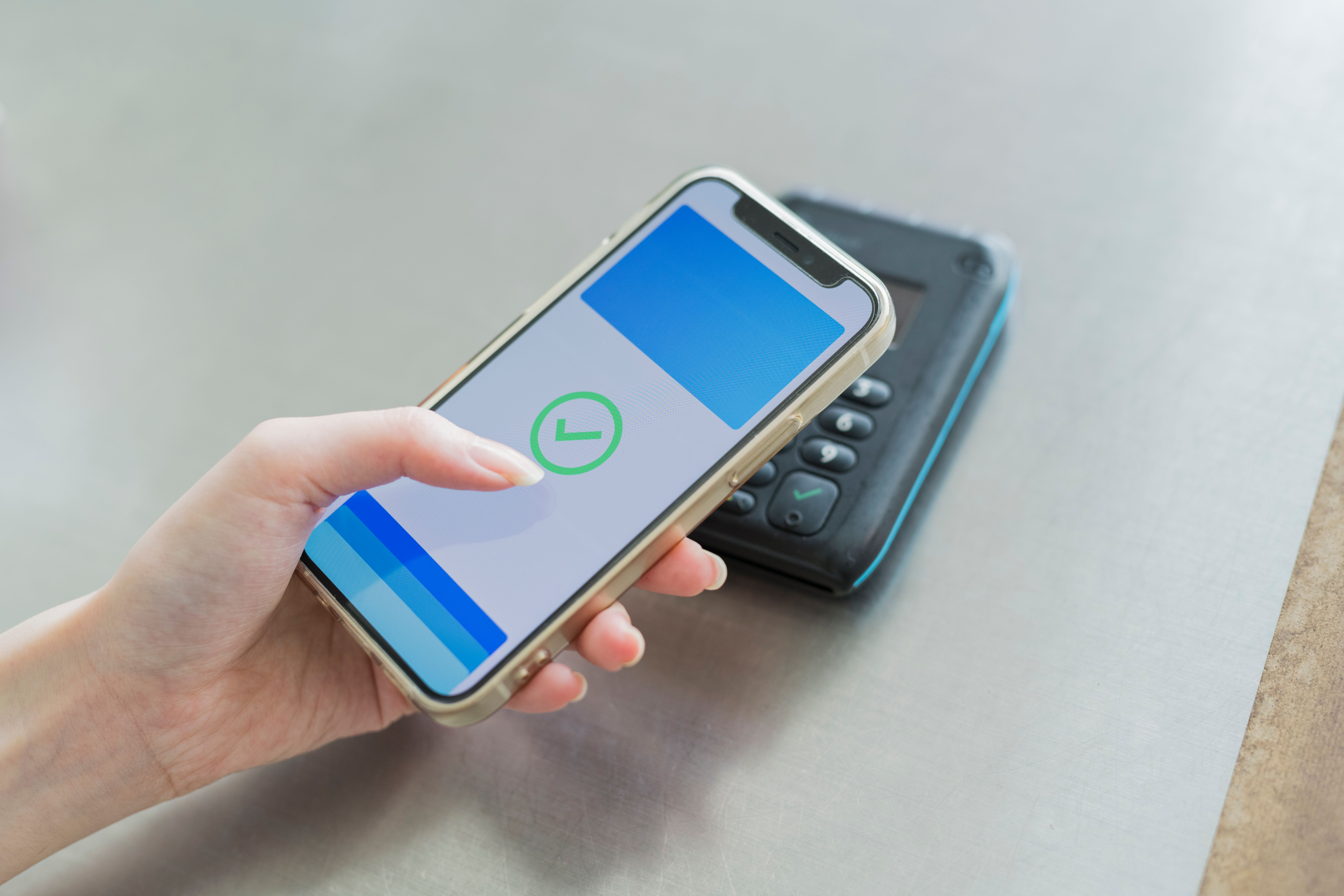 column article cover image for 電子マネー決済の仕組みを図解でわかりやすく！お金やポイントの流れを徹底解説！